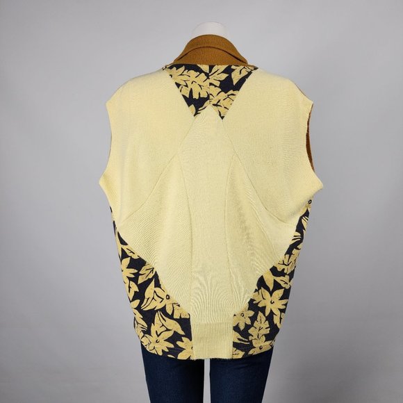 Preloved Yellow Floral Knit Printed Vest Size L - Picture 4 of 10